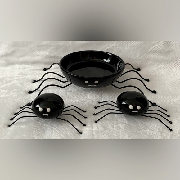 Other - Halloween Spider Candy Dish and decor